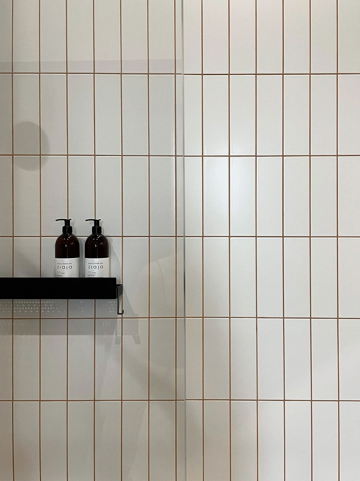 红绿撞色两室一厅丨Oleksandra Teslia-46