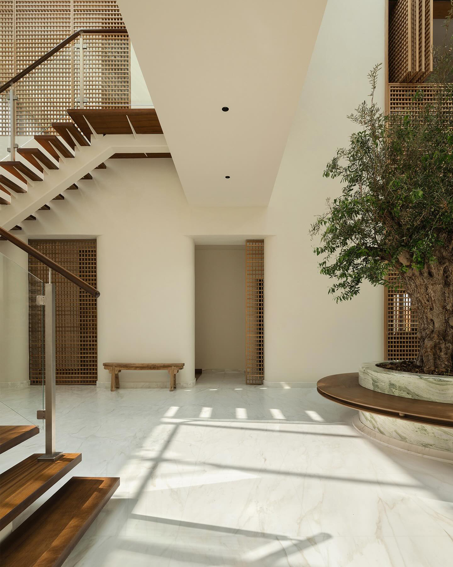 自然中的静谧沉思-31