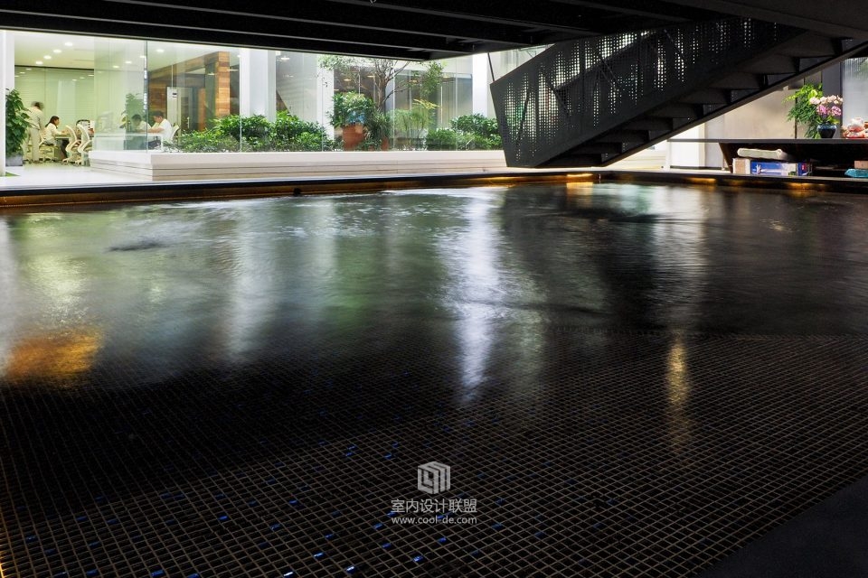 杜兹设计丨丨一艘悬浮的“战舰” – 幸福码头8号楼空间改造项目，上海-10