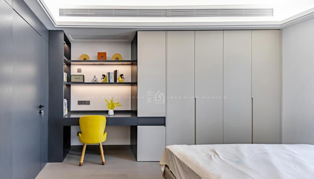 现代轻奢四居室装修设计-52