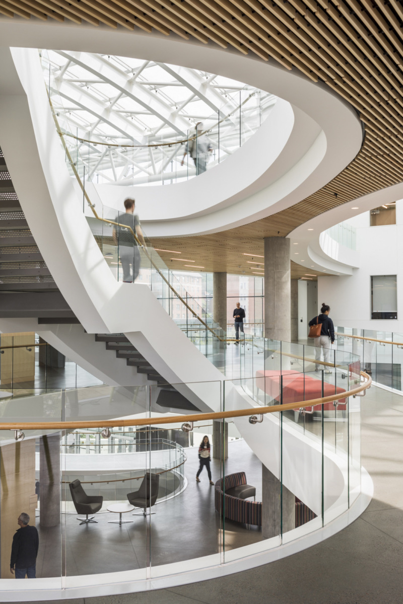 摩尔鲁布尤德尔与文艺复兴 3 建筑师共同打造卡内基梅隆大学商学院大卫·A·特普 quadrangle-27