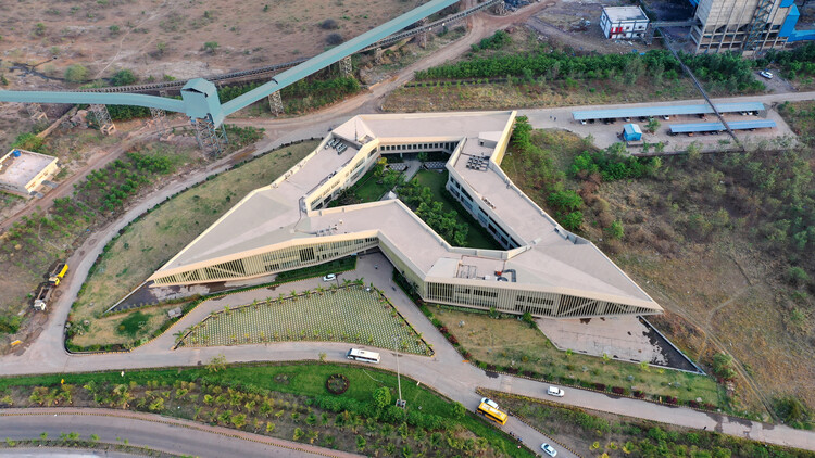 印度办公室庭院设计丨Sanjay Puri Architects-19