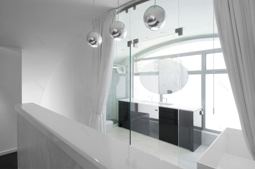 以色列拉马特哈沙龙区的半透明住宅设计-20