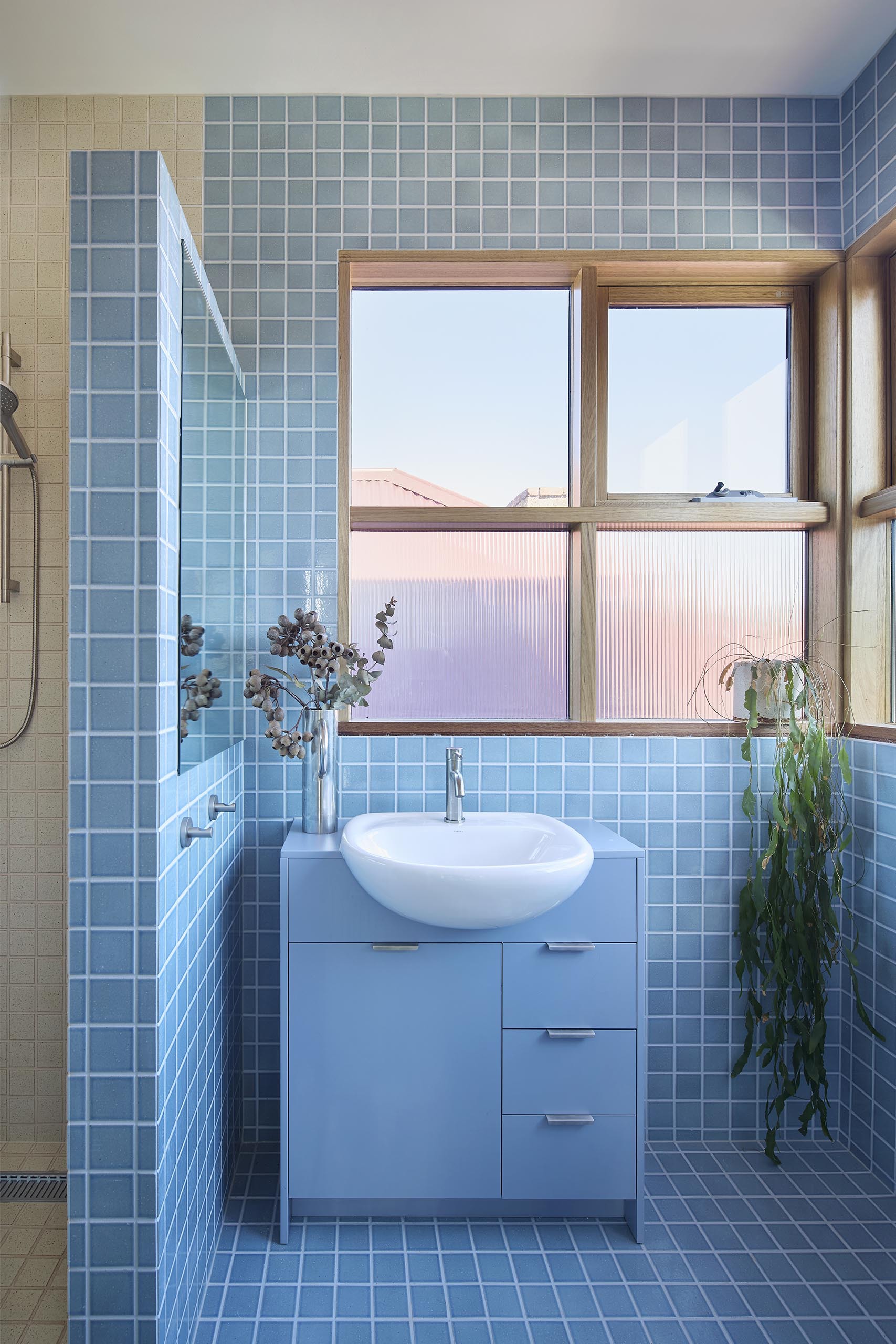 一个聚会的场所（这里House结合语境意译为场所更合适，如果直译为房子也可以，即一个聚会的房子 ） 丨澳大利亚墨尔本丨Sibling Architecture-35