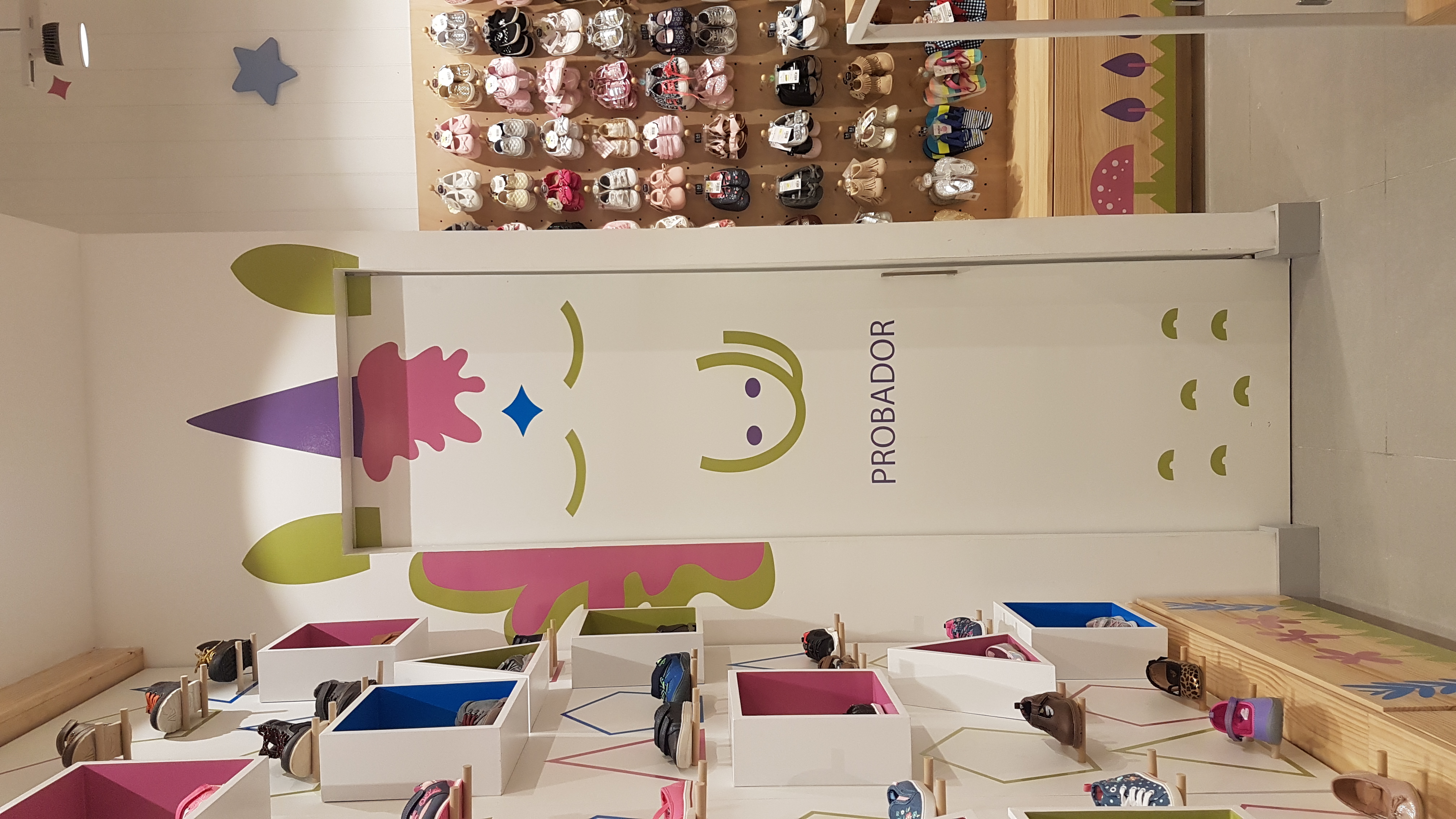 Kinder Parque Las Américas 购物中心设计-16