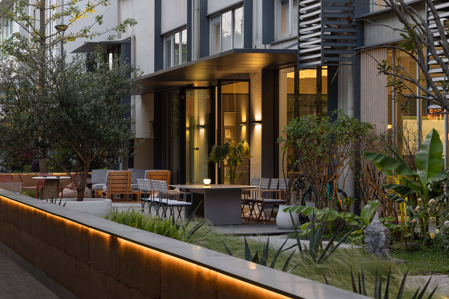 UFOU LAND ——UFOU & Slient Gliss & Belux 联合展厅丨中国上海丨趣月设计-33