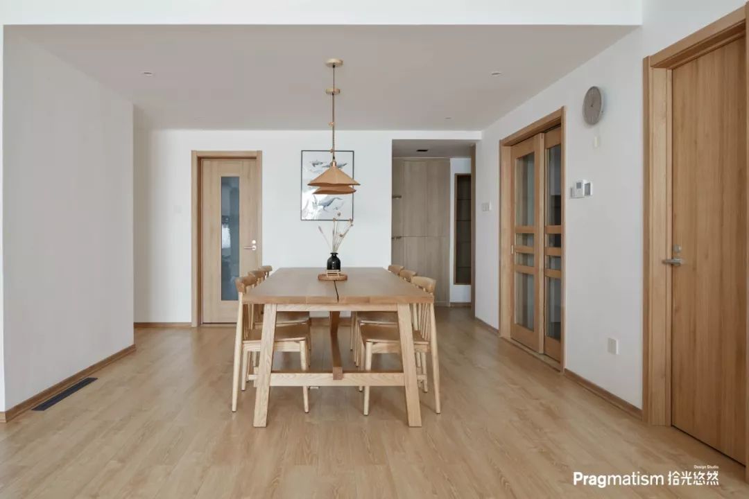 成都 300 平米跃层私宅设计，功能强大且明亮简洁-47