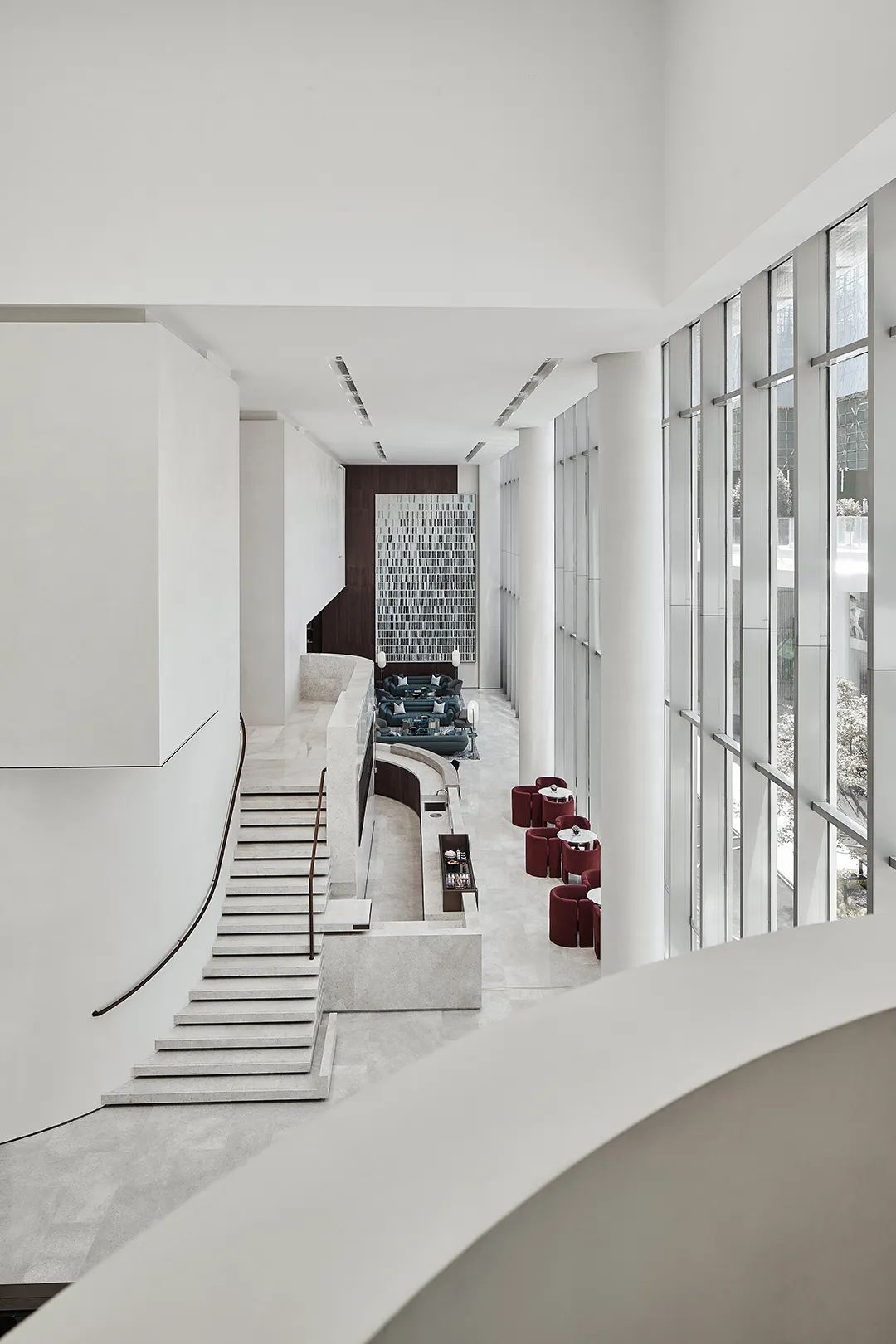 中南置地临沂林樾展示中心 | 原始美感的空间艺术-18