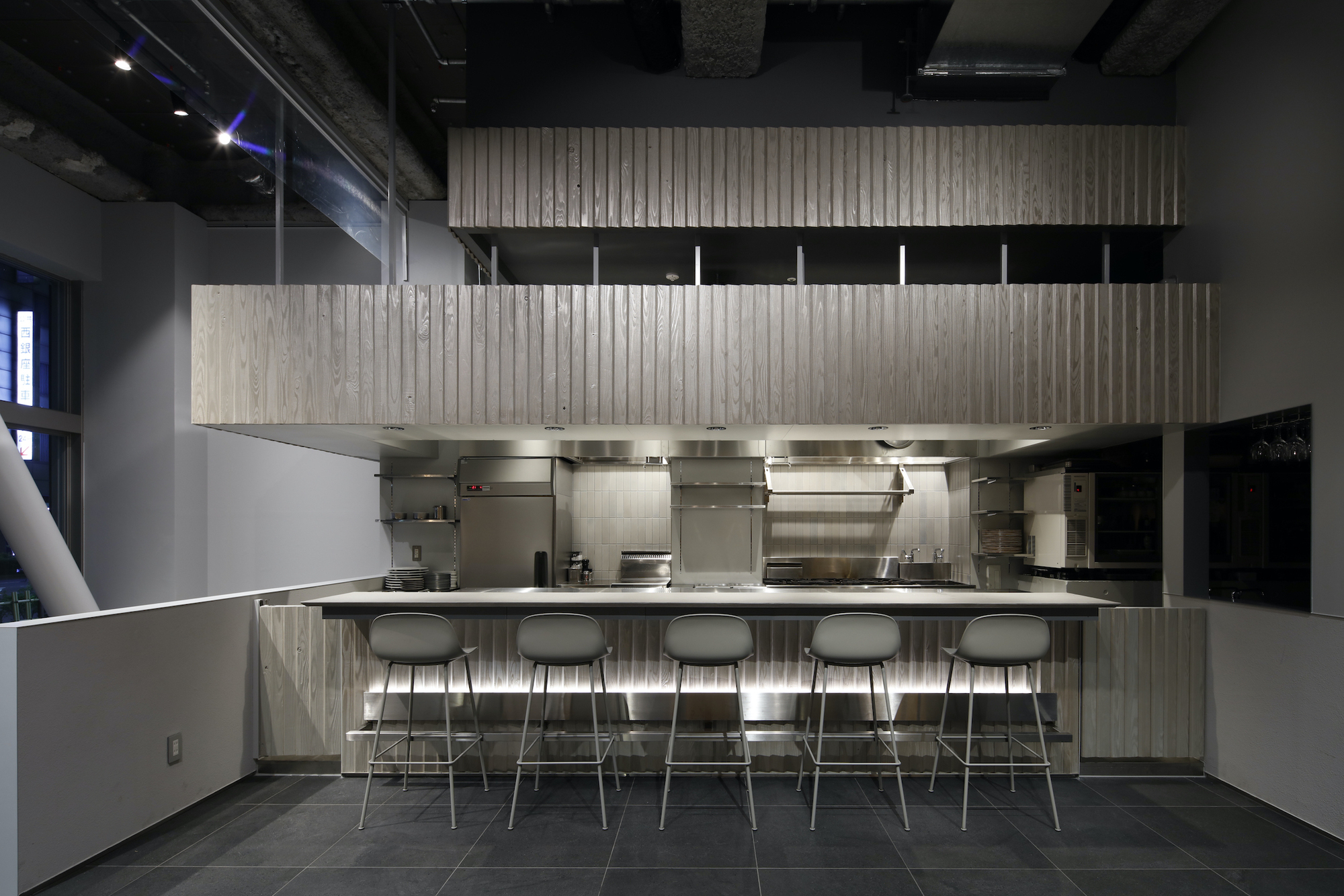 Ginza Wooden Box - Ginza Takagi Building / Tetsuo Yamaji Architects-24