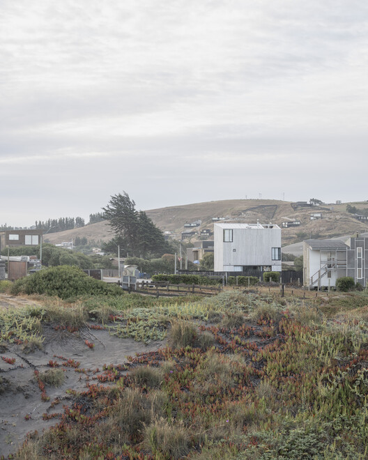 El Gauchal House · 海岸边的垂直之家丨智利丨Iván Bravo Arquitectos-27