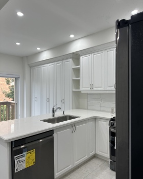 Van sickle street Ancaster (Kitchen)
