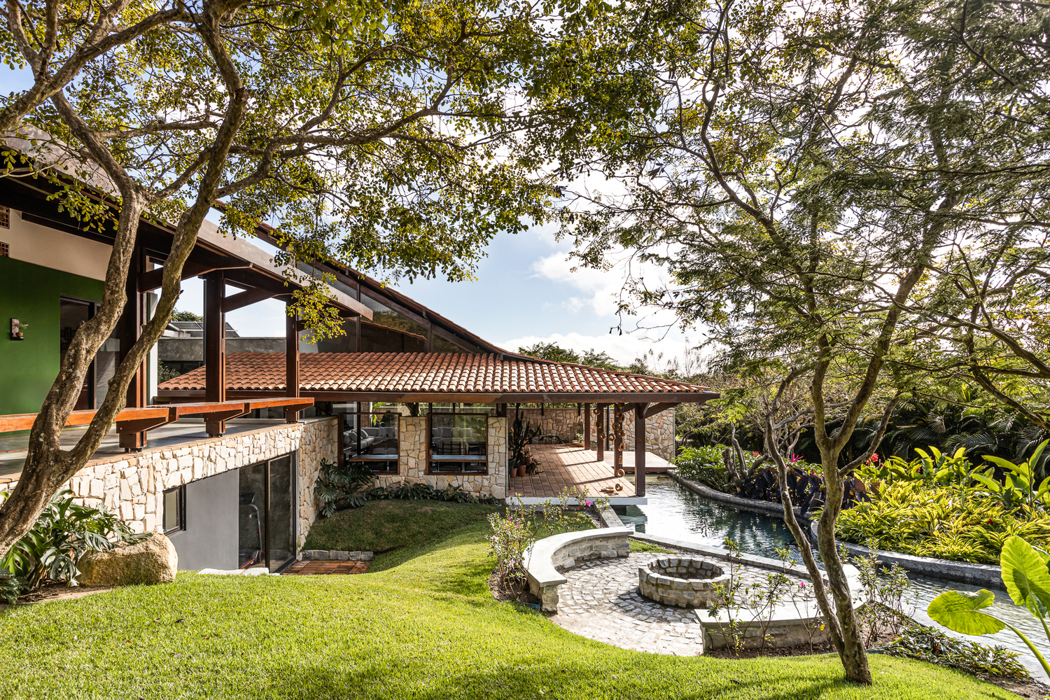 巴西 Discreet House丨jirau-38