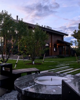 茉莉藓丨俄罗斯丨«ХВОЯ ландшафтное строительство»