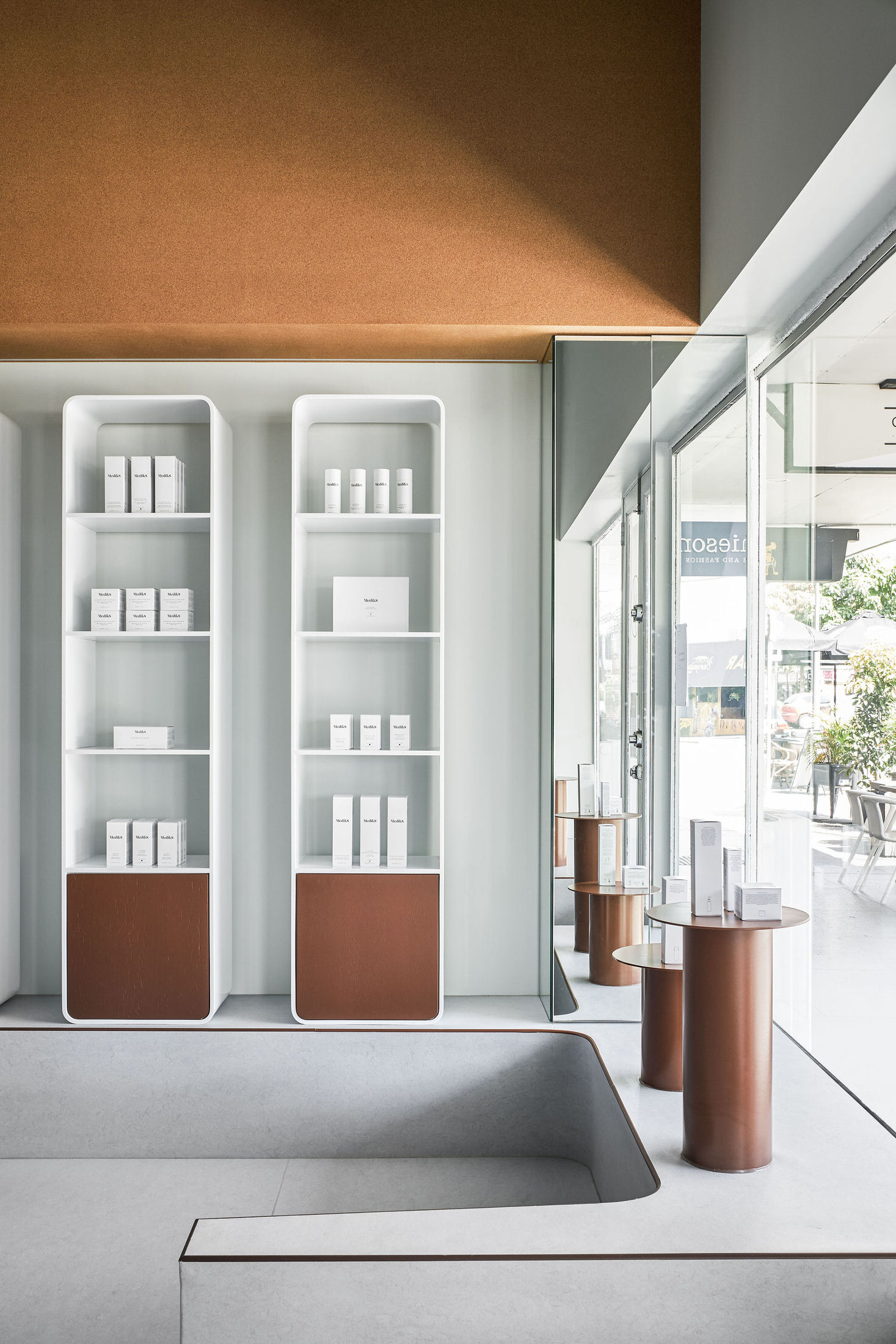 布里斯班的 Light Years Skin Studio丨澳大利亚布里斯班丨Maher Design-10