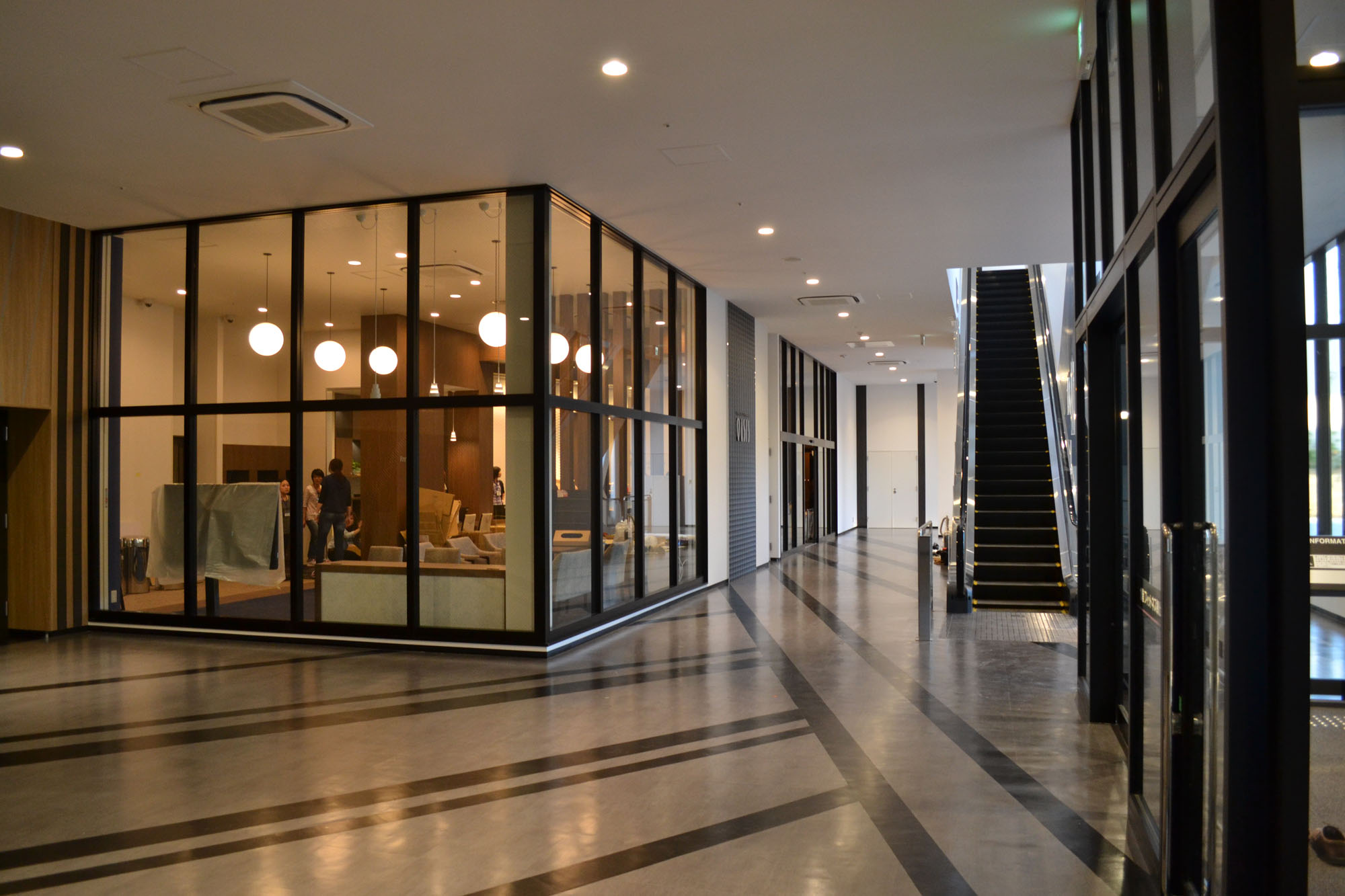 イオンモール京都桂川　フィットネス棟 | 設計事例 | WORKS | 株式会社東洋設計事務所 | 京都を拠点とする一級建築士事務所-3