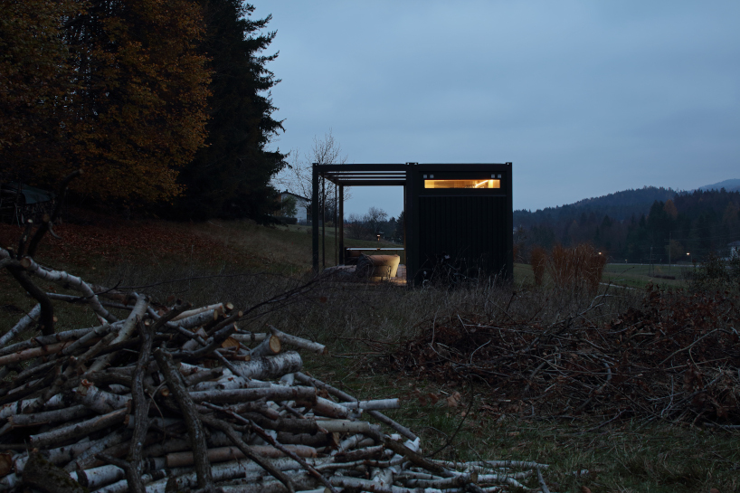 奥地利最小集装箱周末别墅设计亮点-20