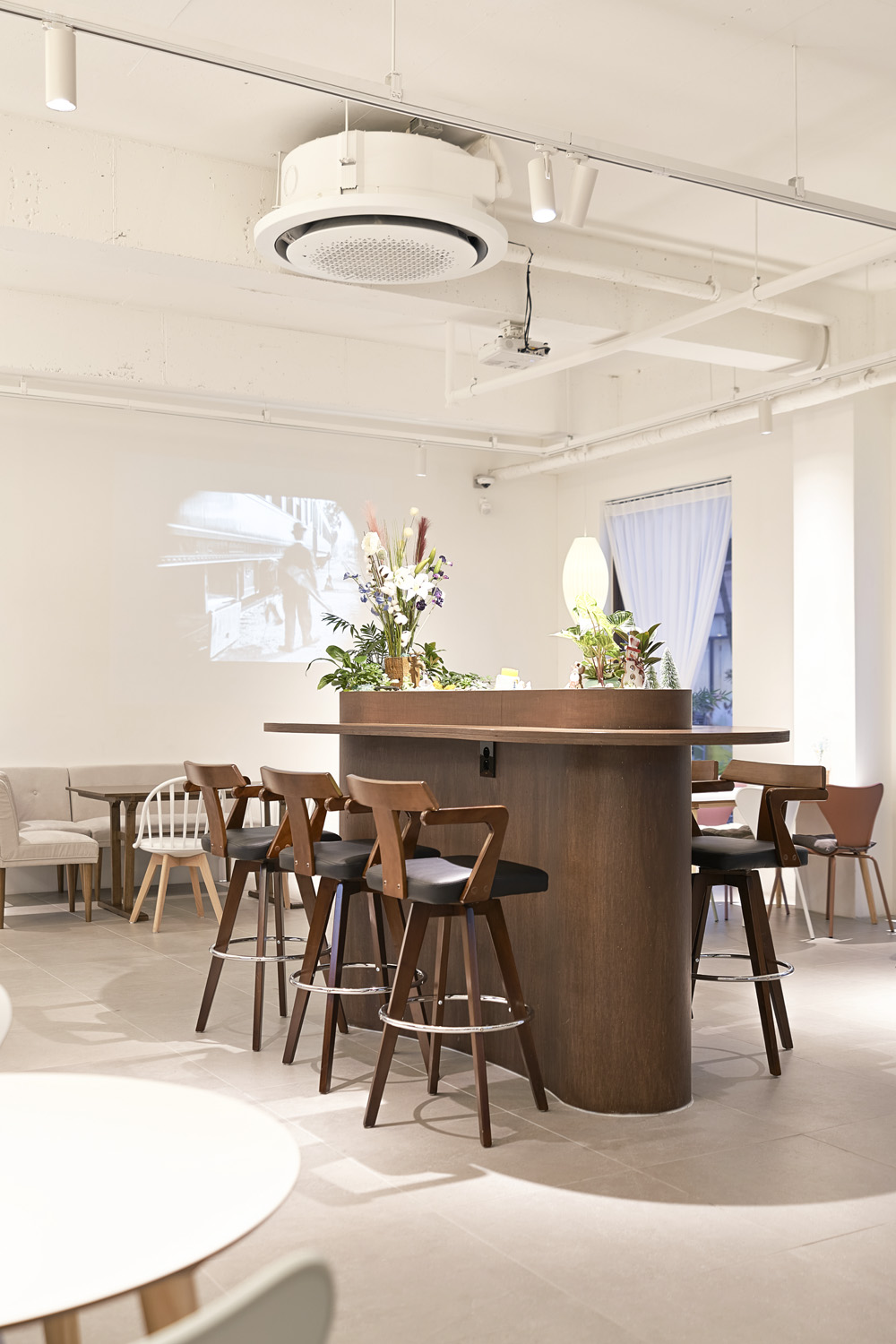 现代简约 40 平咖啡厅设计 打造温馨舒适空间-19