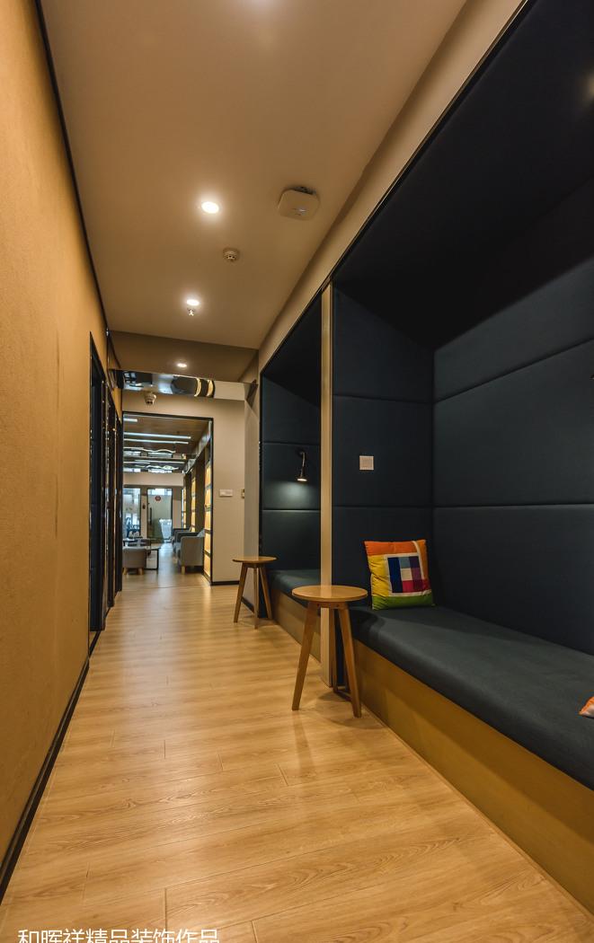 极简主义办公室设计，温馨如家-30