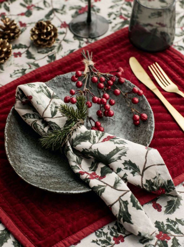 乌克兰新年餐桌设计 | 从奢华派对到雪白装饰-16