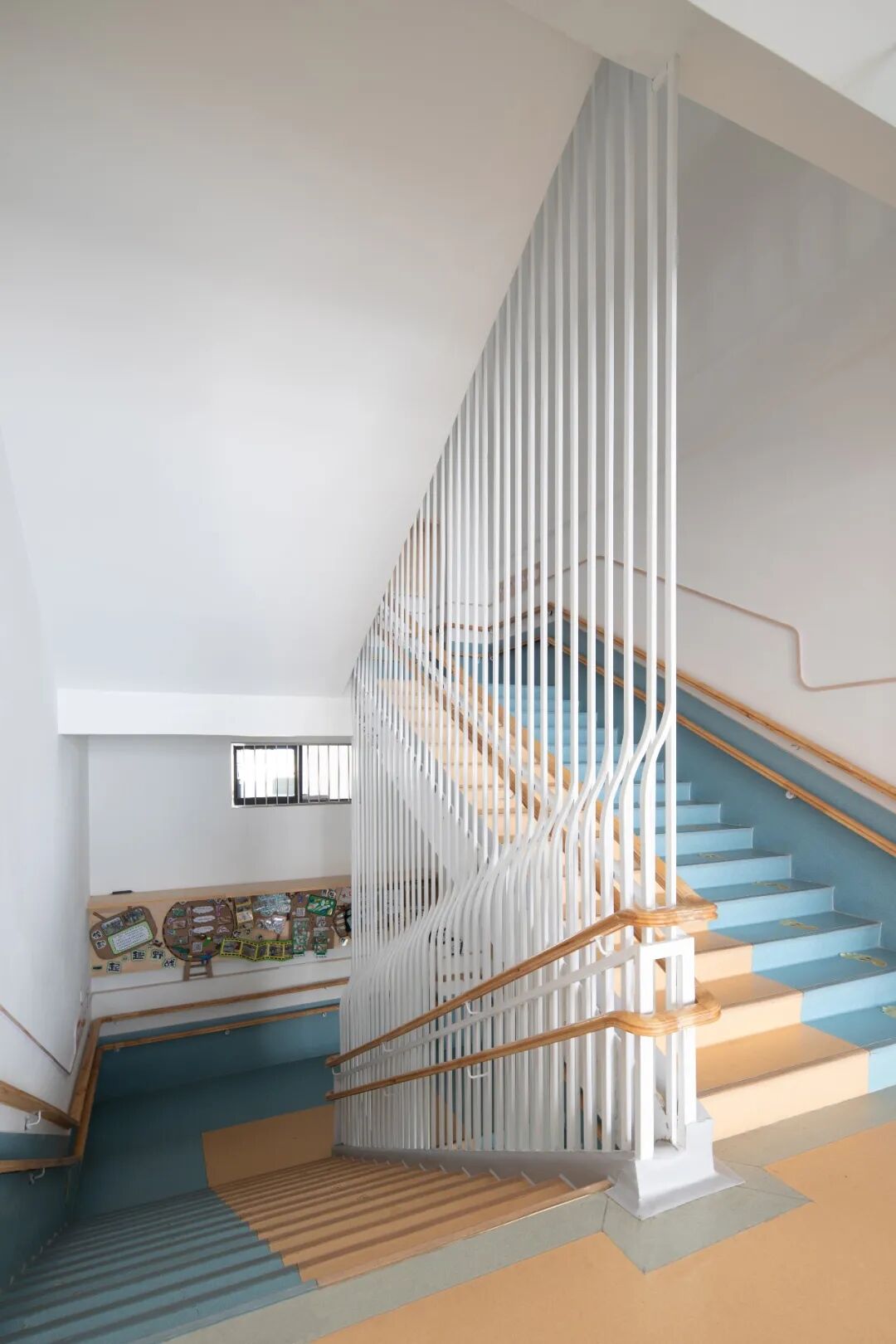 探究老旧幼儿园楼梯间改造设计｜必然空间设计-70