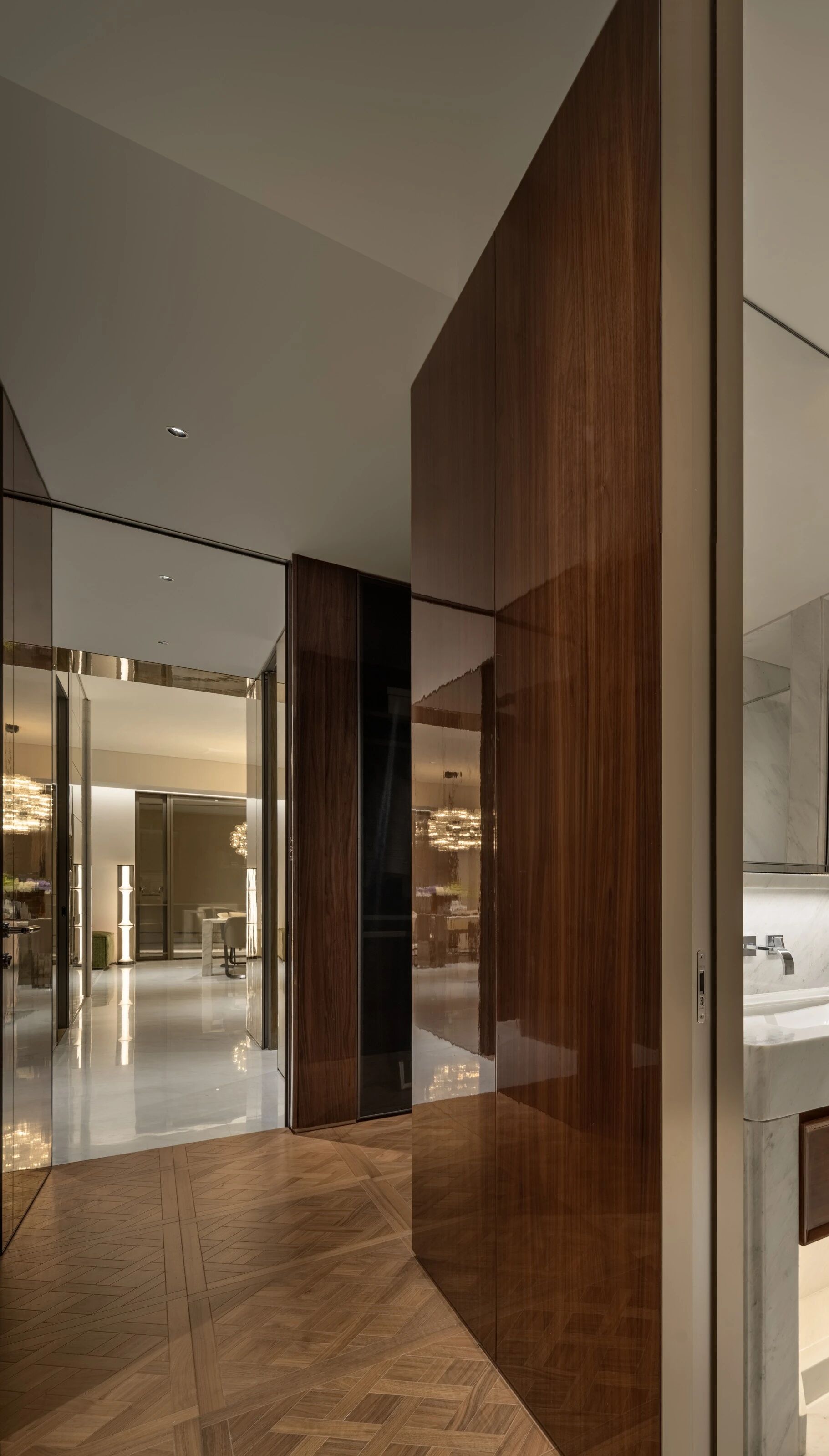 新作 先锋艺术 vs 怀旧经典 —— 华润置地 深圳湾澐玺 ONE BAY PARK丨中国深圳丨DIA设计-47