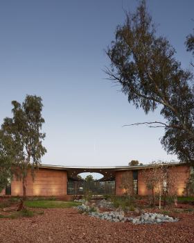 PAMS Healthcare Hub, Newman / Kaunitz Yeung Architecture