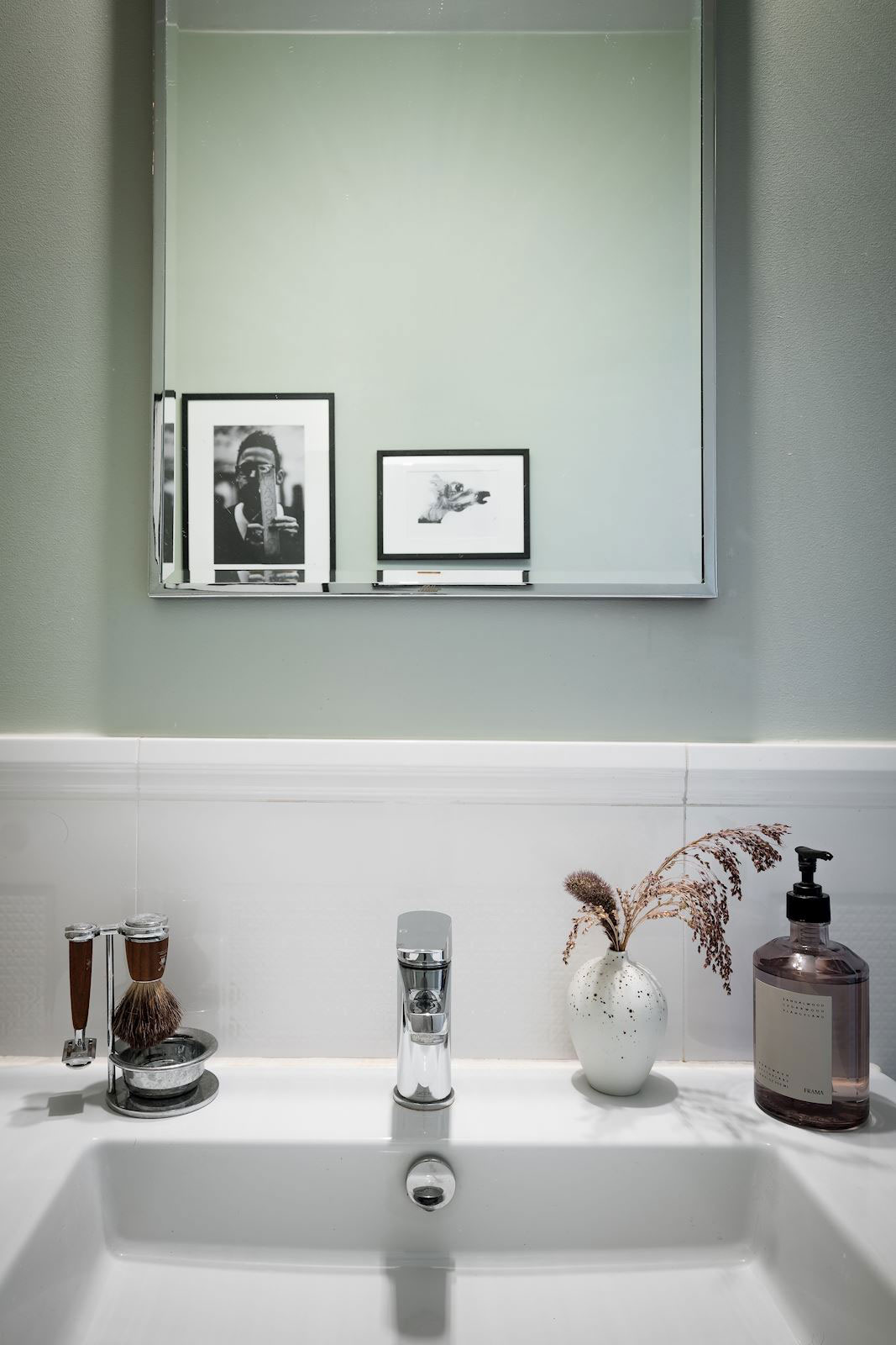 哥德堡原木门与现代风格公寓设计-25