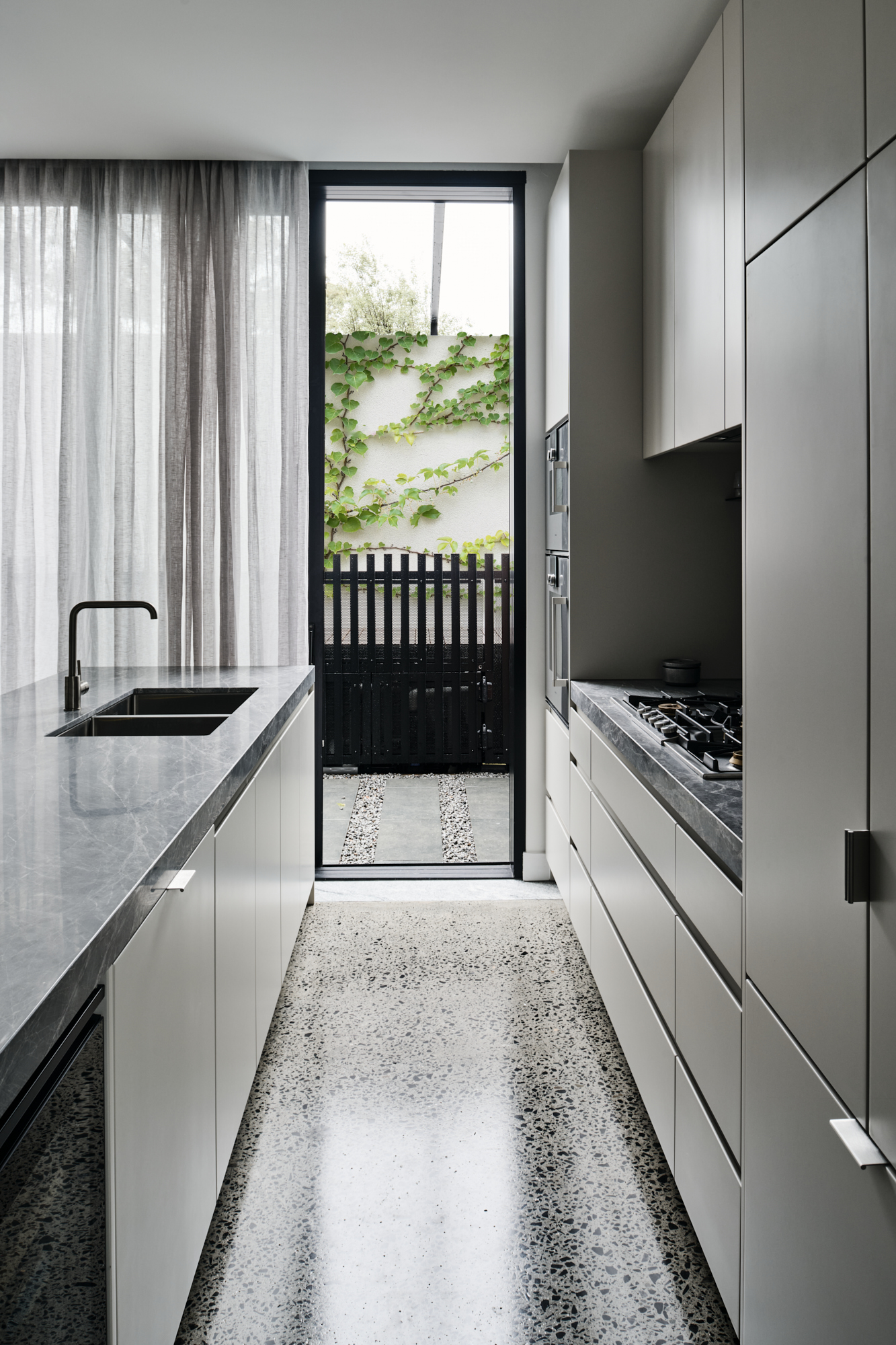 丨CanadaVictoria丨Jackson Clements Burrows-25