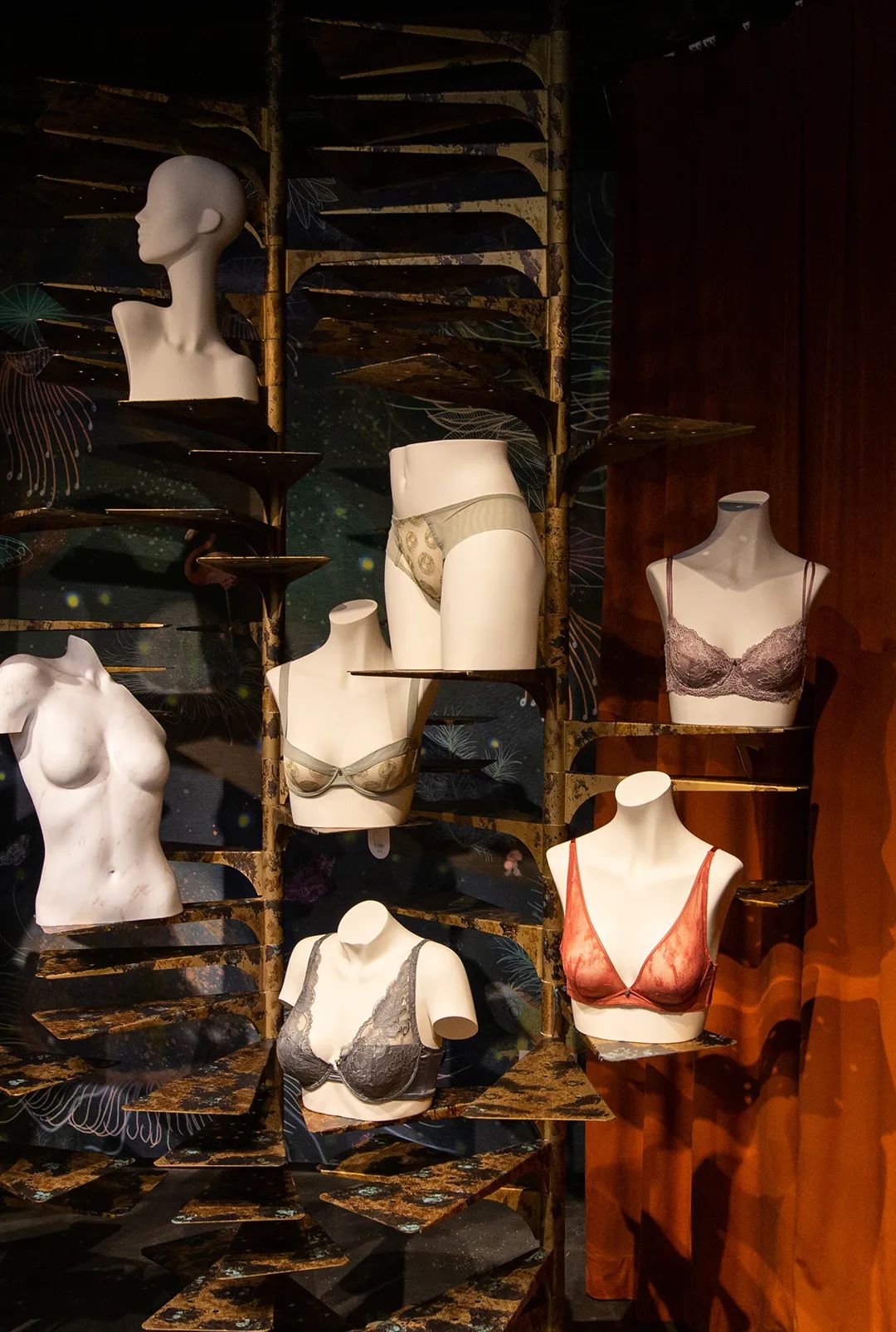 焦土重生 | 青色旗舰店自然治愈空间-36