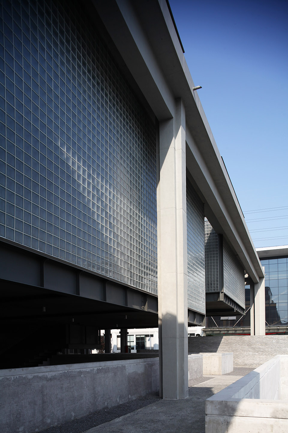 宁波柯力博物馆－混凝土框架与玻璃盒交响曲-34