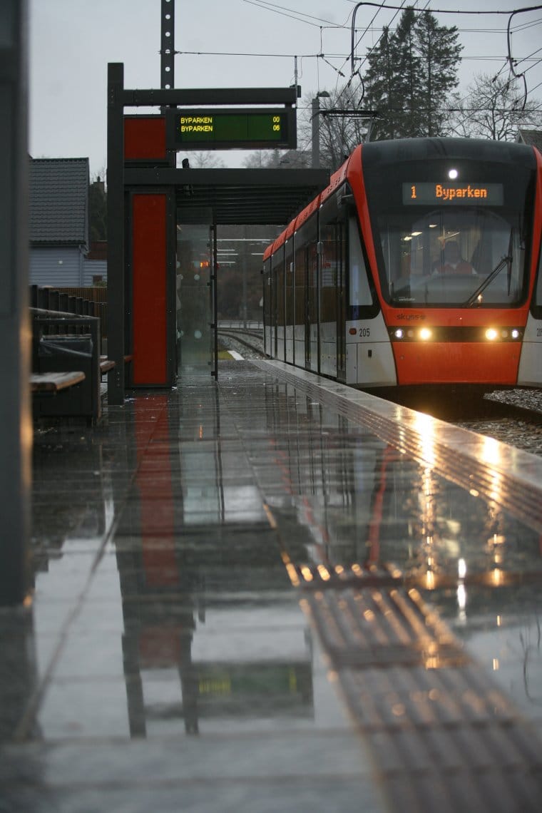 卑尔根轻轨景观（注：Bybanen一般指挪威卑尔根的轻轨系统，landskap在挪威语里有景观、风景之意，结合常见语境给出此翻译） -36