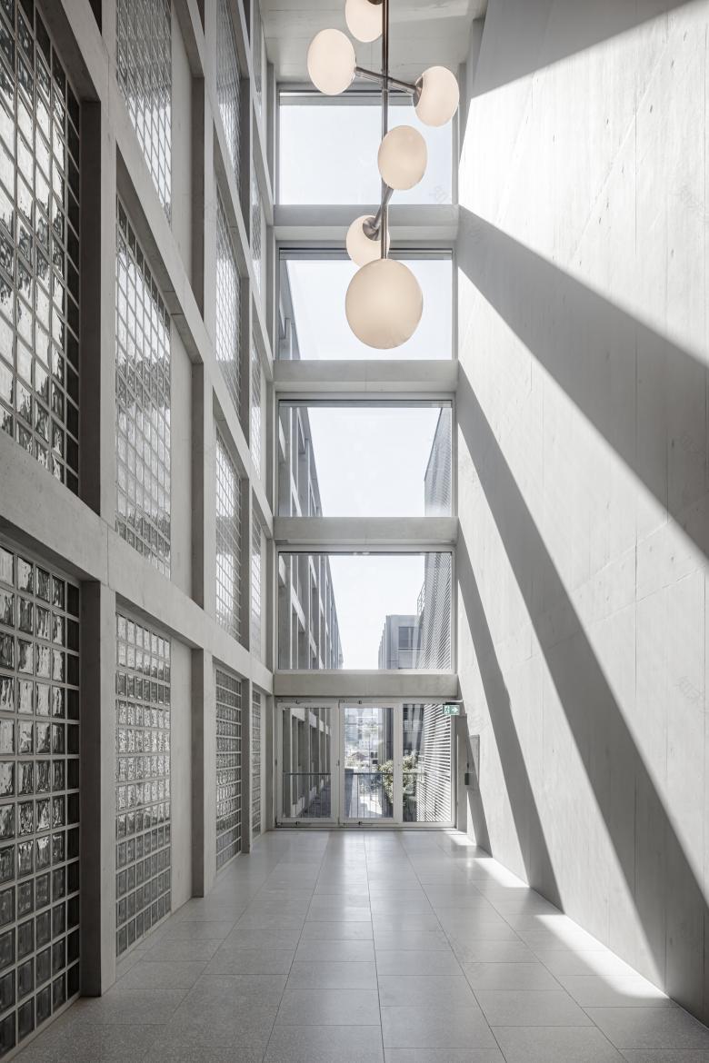 埃门塞塔尔广场四分之一丨瑞士丨Lussi+Partner-30