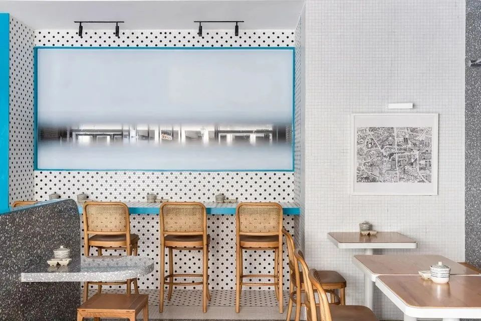 上海 60㎡晶莹剔透米粉店,简洁明快空间设计-24