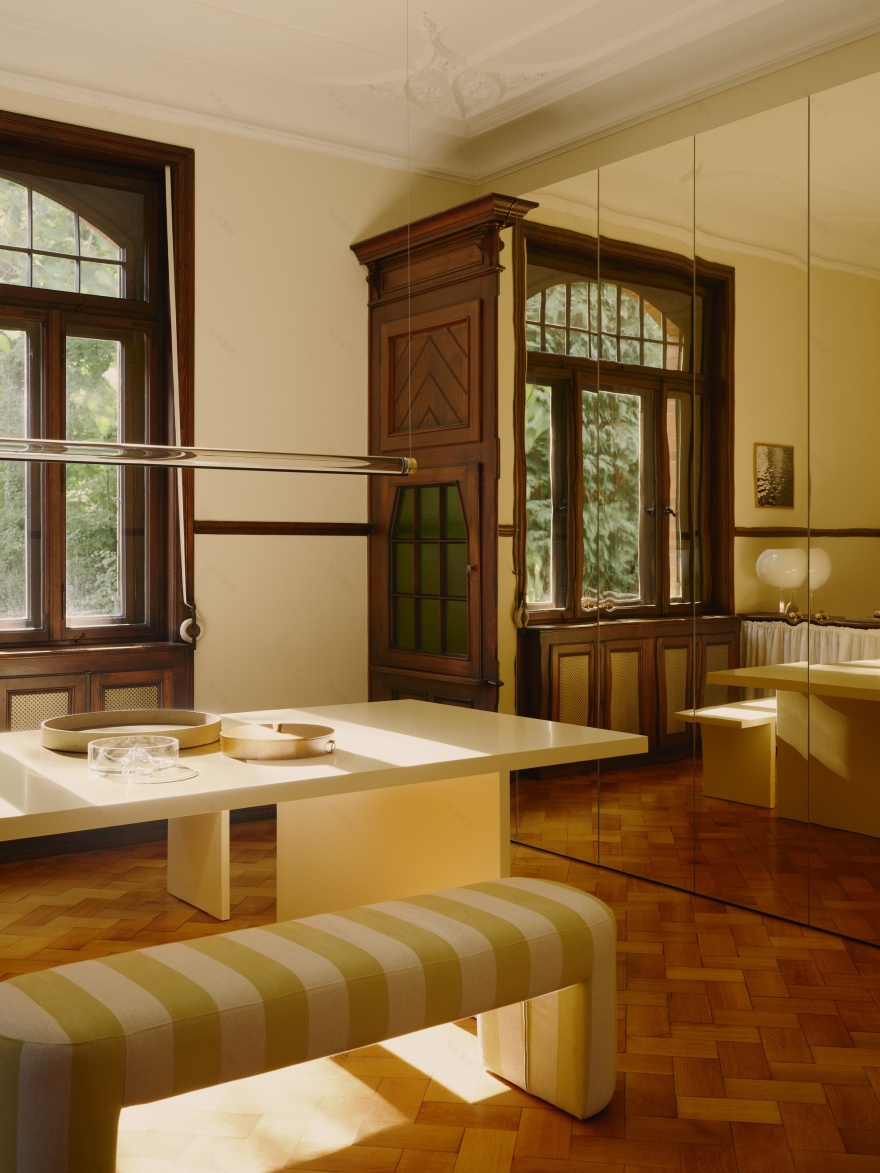 康斯坦策·拉德纳的SNB住宅丨德国威斯巴登-27