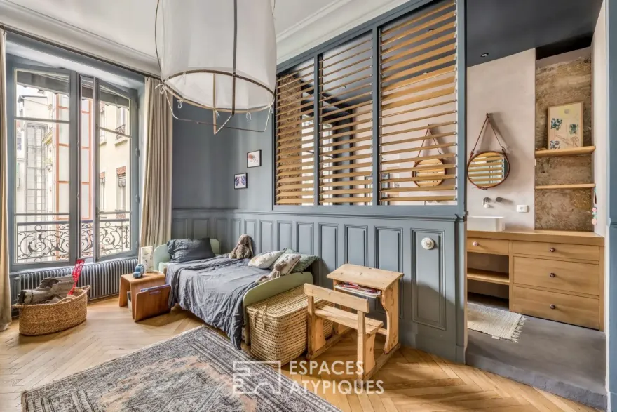 巴黎公寓的现代改造 | 尊重历史的创新设计-11