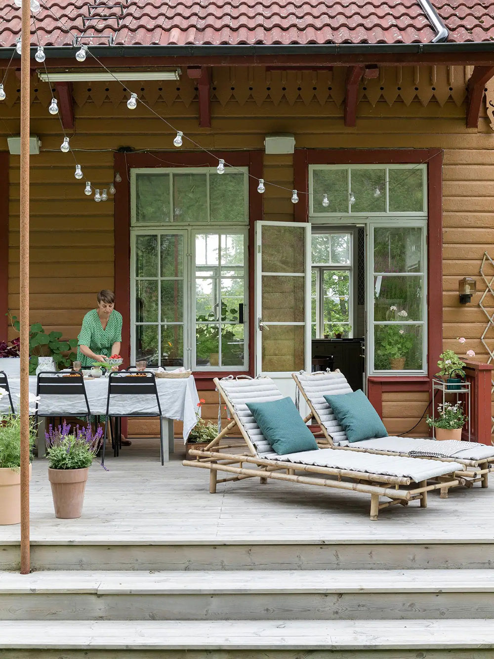 瑞典特色夏日小屋 | 旧车站的华丽转身-11