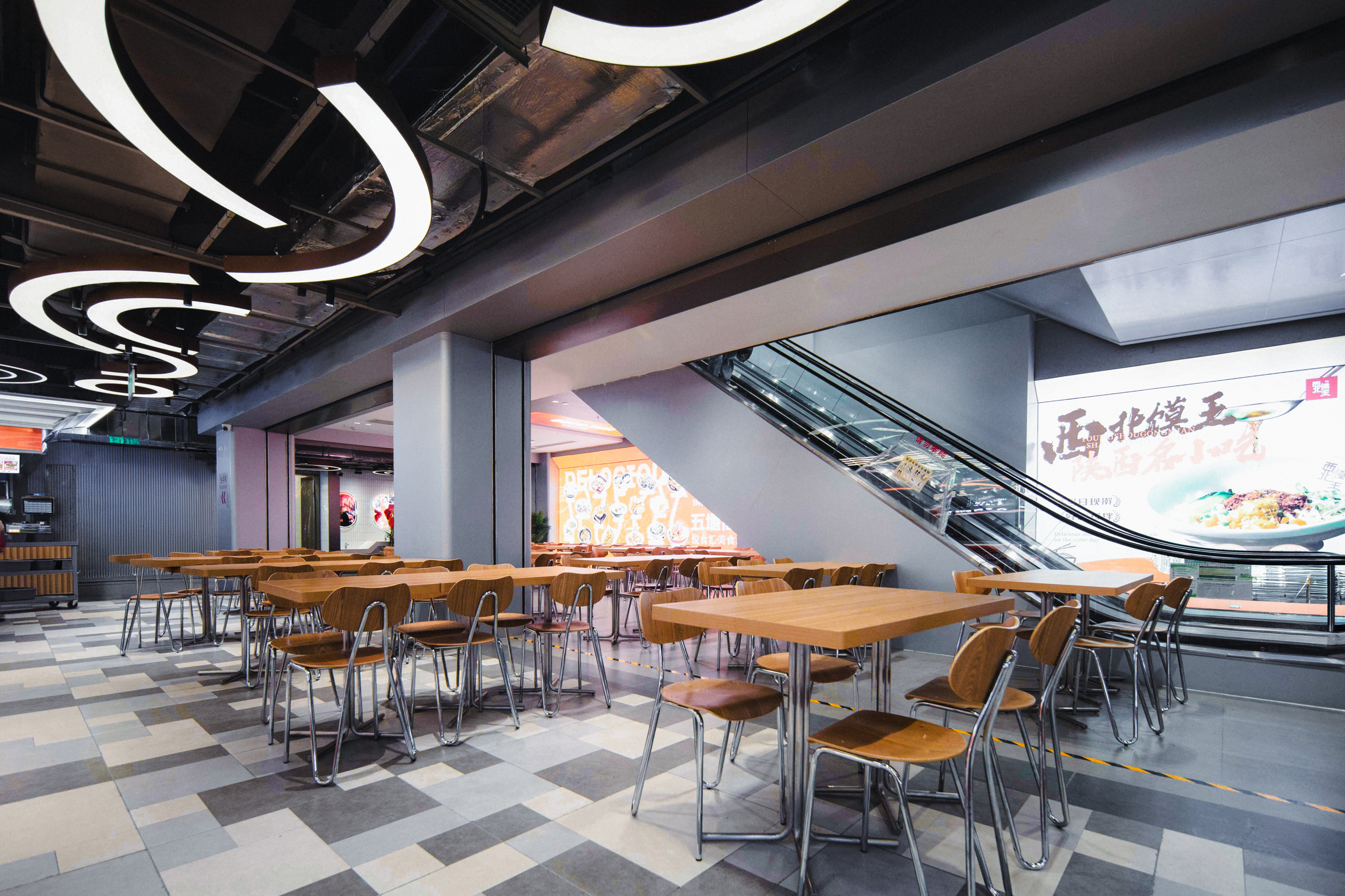 湖北十堰·五堰商场：城市存量商业焕新-39