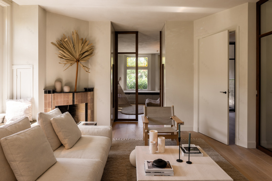 1900 年代阿姆斯特丹童话风住宅丨荷兰阿姆斯特丹丨Barde vanVoltt 室内设计工作室-12