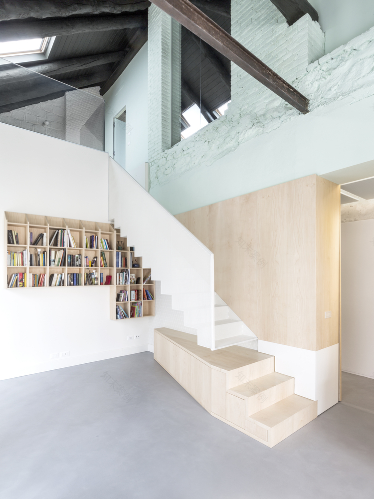 卢扎蒂家居翻新丨意大利库内奥-24