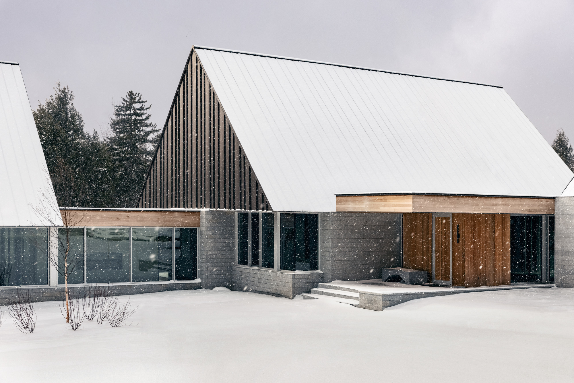 Three Summits Residence / NÓS-34