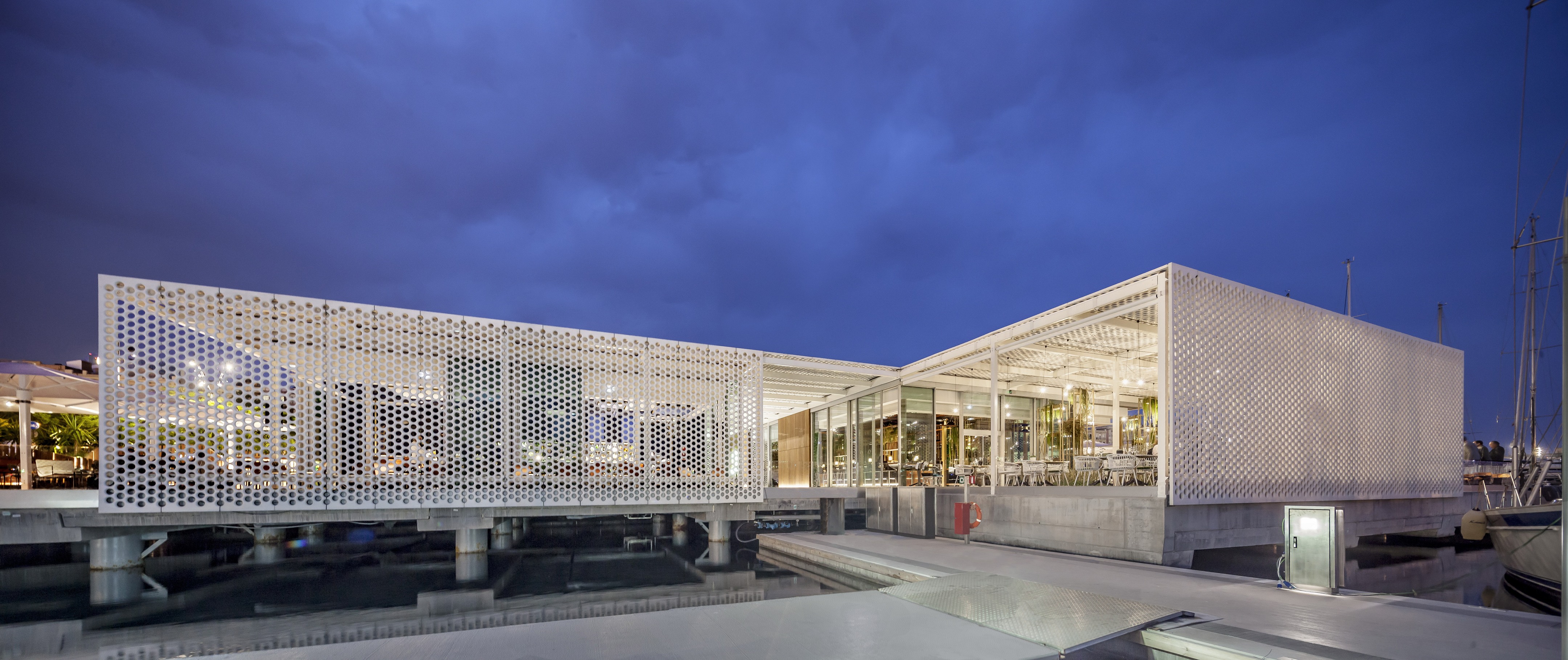 巴塞罗那港口维耶尔码头景观建筑-34