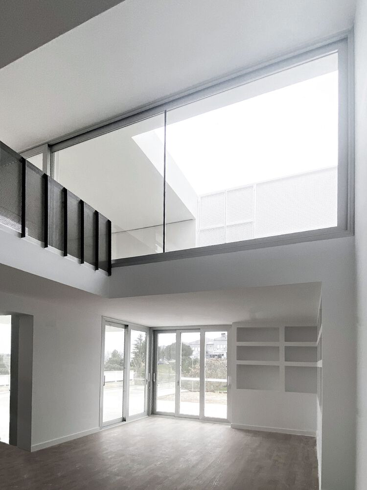 西班牙 Toledo 的悬浮白立方丨mdm09 arquitectura-25