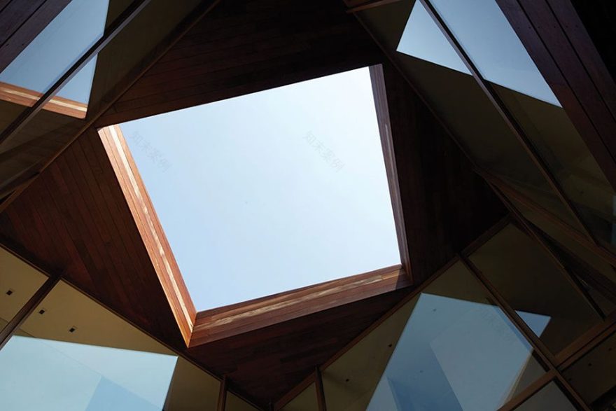 绿宝石般璀璨的智利 Esmeralda 住宅-29