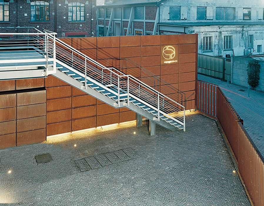 米兰百年工厂复兴,打造多功能活动空间-21