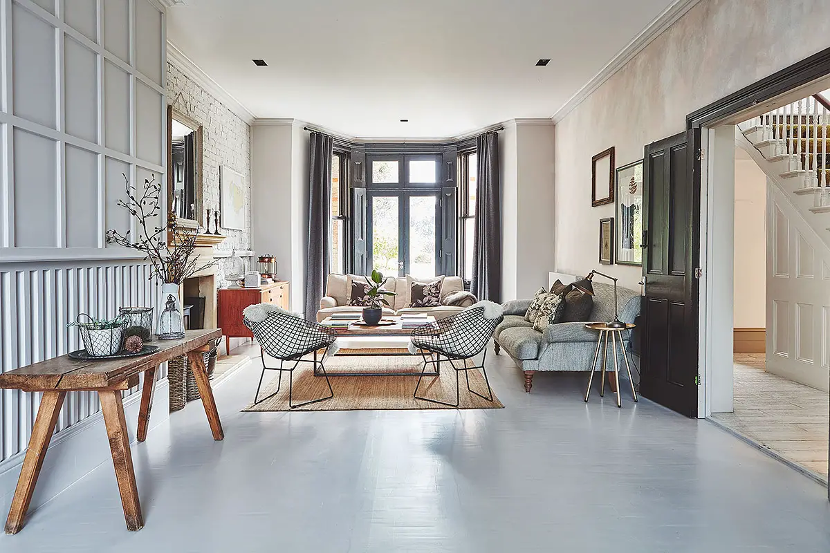 伦敦明亮当代风格别墅设计-1