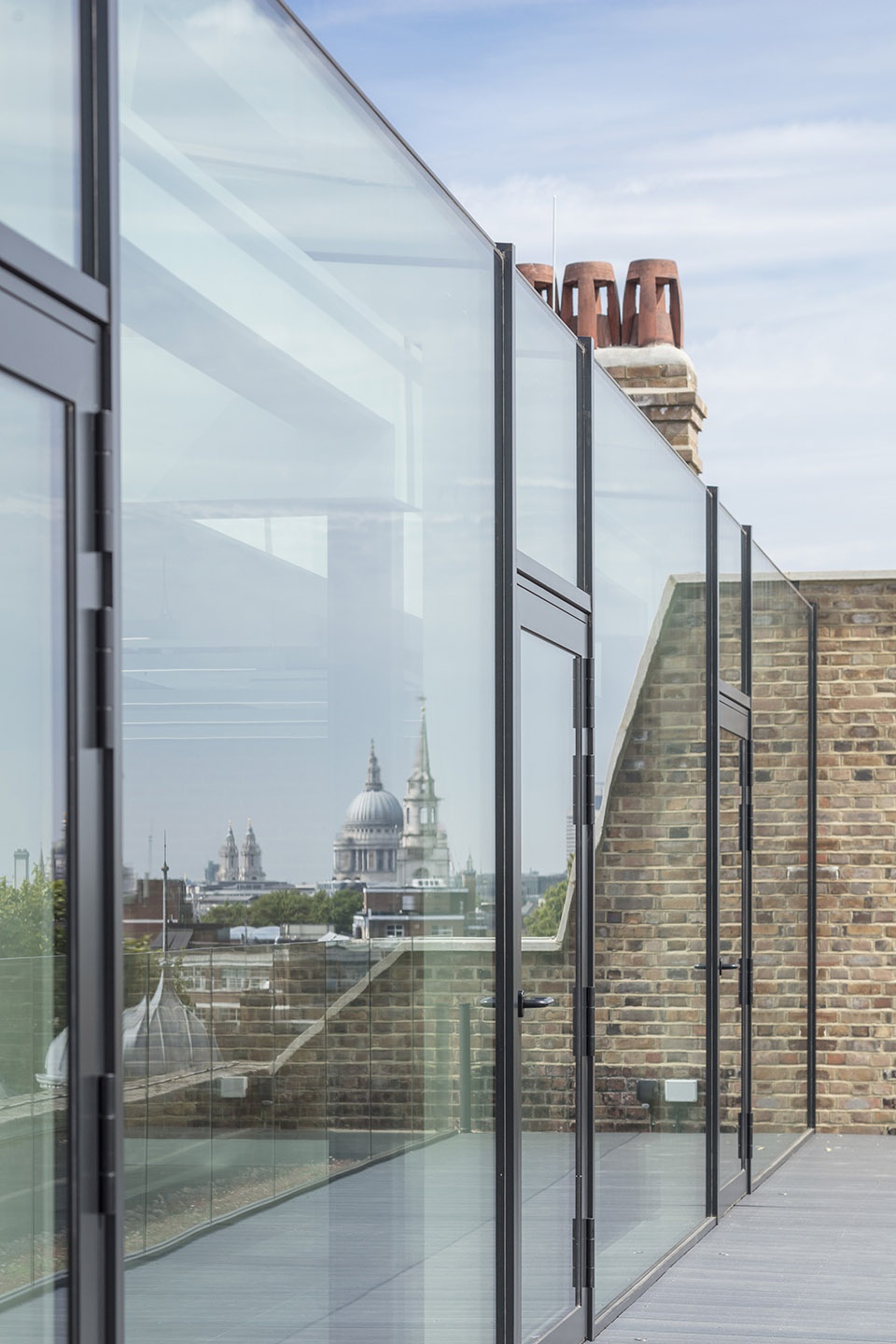 伦敦旧仓库建筑翻新变身开放式办公室-39