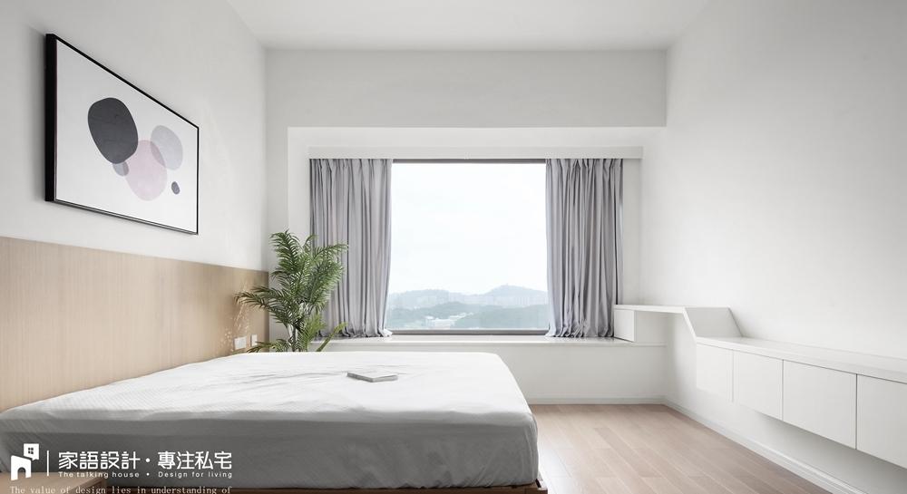 三代同堂的 252㎡幸福居所 | 自然木色与艺术气息的完美融合-14