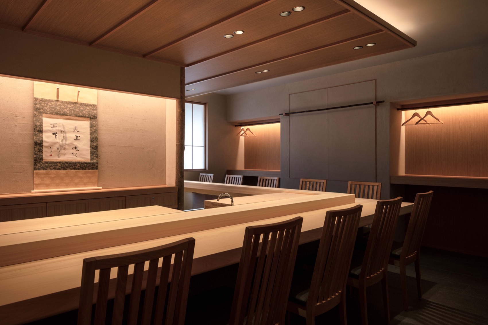 YAMADA寿司店，日本 / PHENOMENA-15