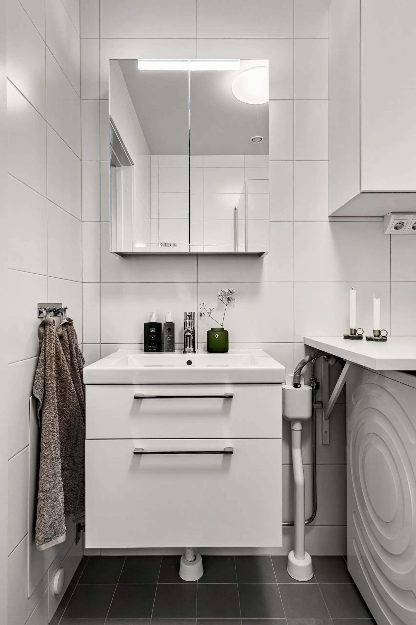 瑞典 34m2 现代工作室,绿意盎然,宽敞明亮-16