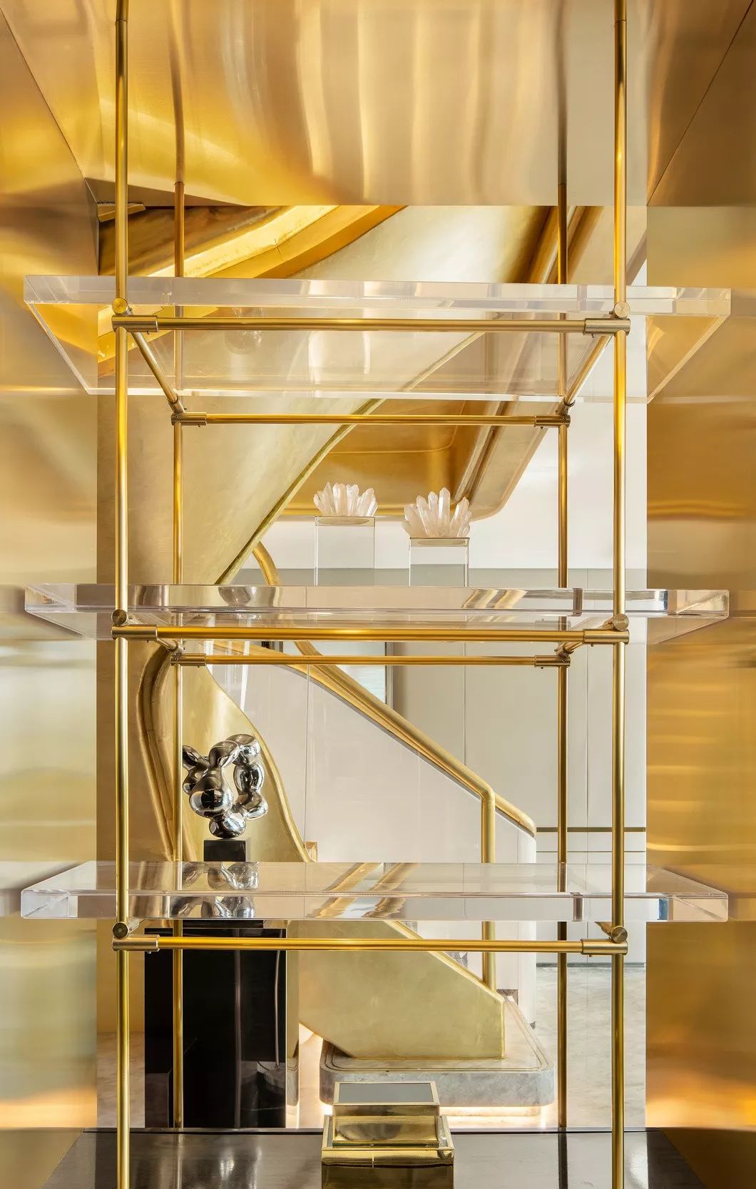 都会新贵之家 | 时尚白鹿豪宅,传统与现代的完美融合-11